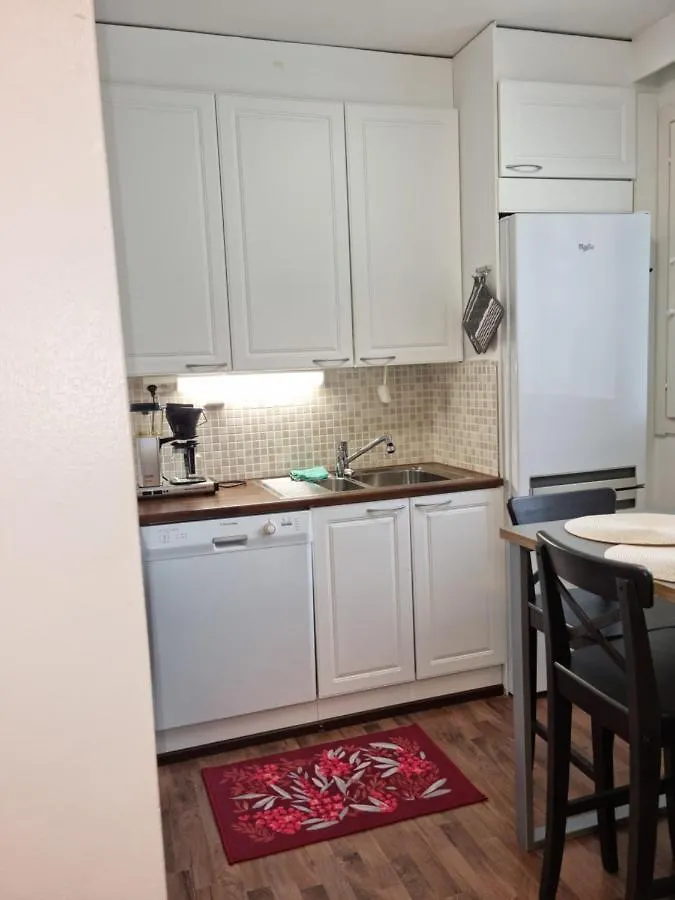 Apartment Viihtyisae Saunallinen Kaksio Lentokentaen Laehellae Vantaa